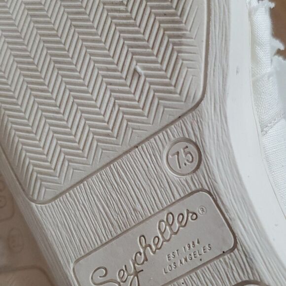 Seychelles, Anthropology Quake II ruffle linen sneakers, Size 7.5 - Picture 11 of 12